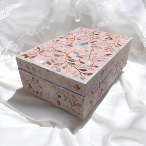 mother-of-pearl-inlay-floral-box-soft-pastel-pink (2)